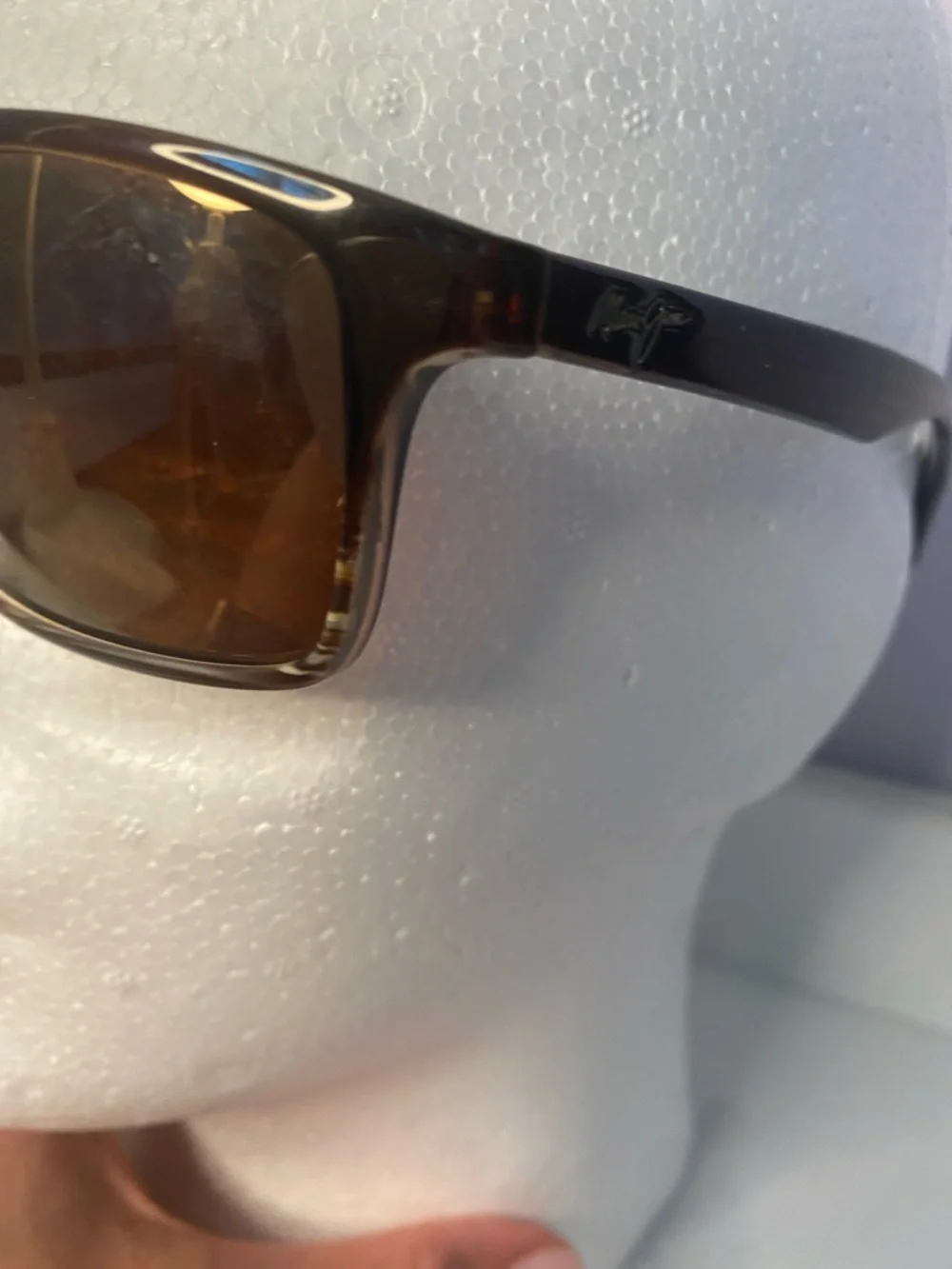 Maui Jim whether onshore